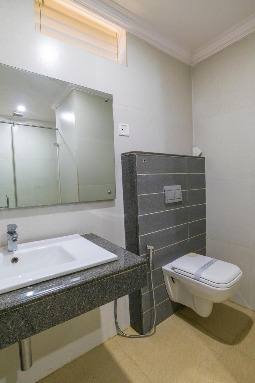 Sree Gokulam Residency Hotel Thrissur Exterior photo